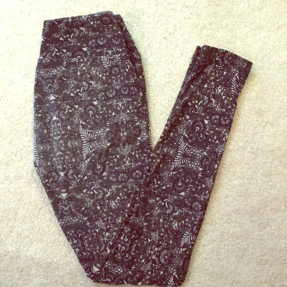 LuLaRoe OS Leggings